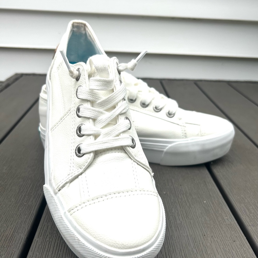 White Casual Sneakers